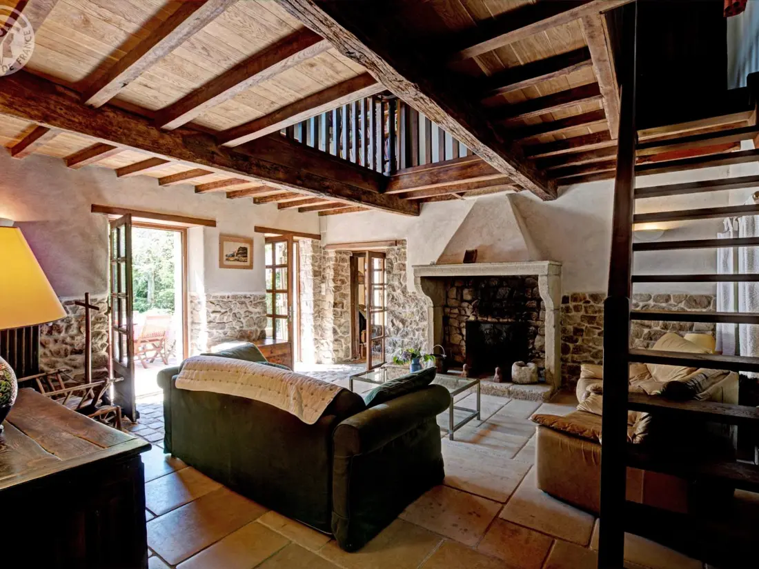 Maison de Vacances Essertines-en-Donzy 2