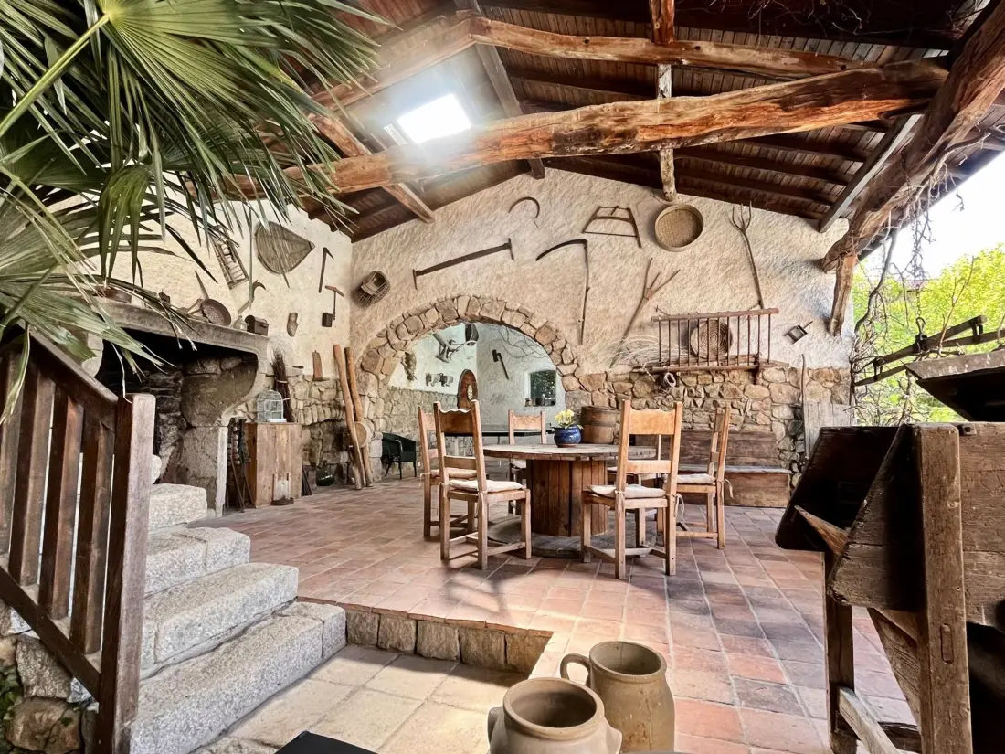 Maison de Vacances Essertines-en-Donzy 2