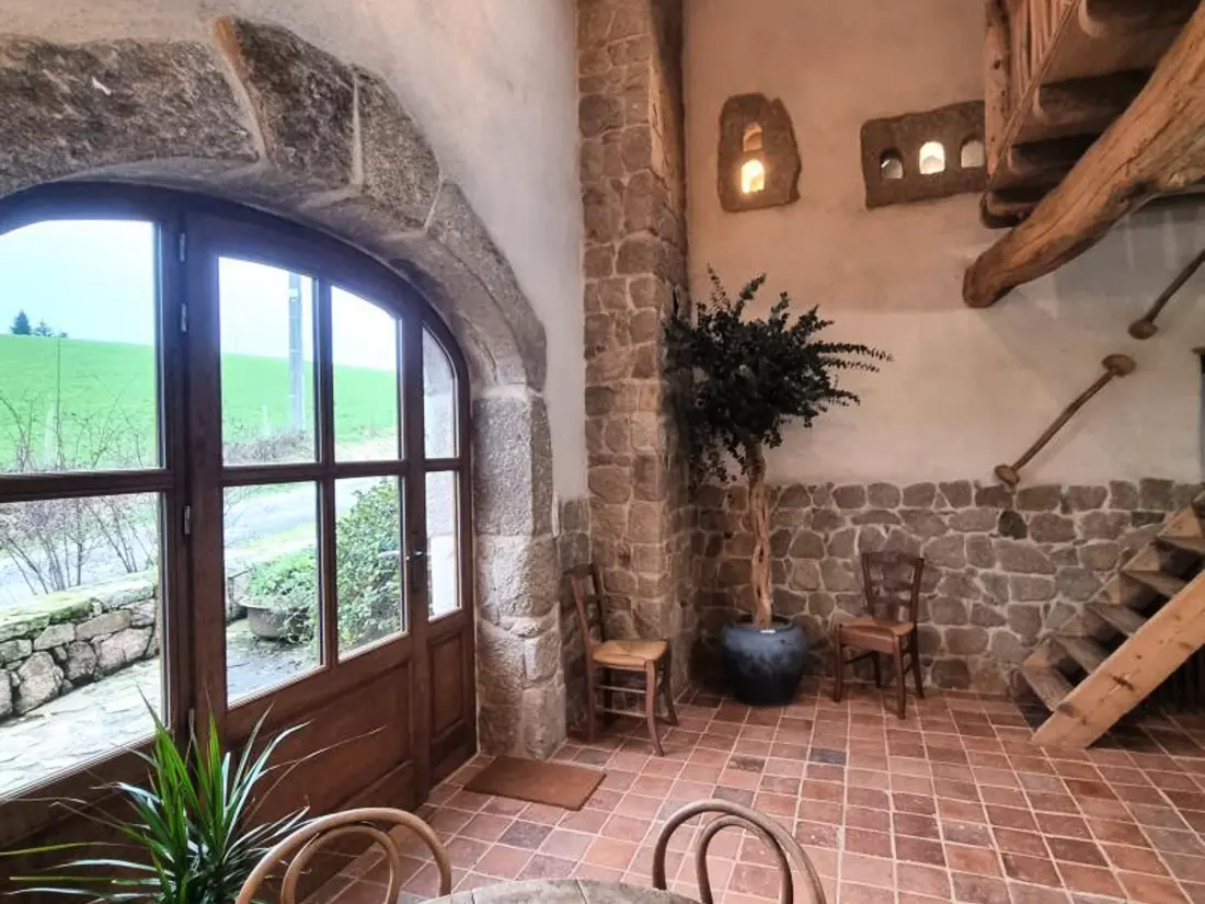 Maison de Vacances Essertines-en-Donzy 2