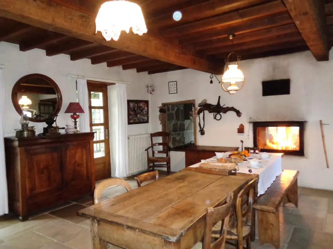 Maison de Vacances Essertines-en-Donzy