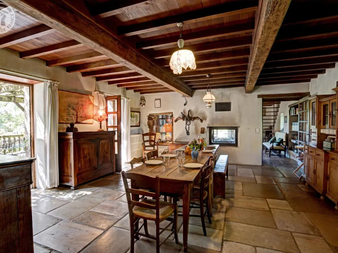 Maison de Vacances Essertines-en-Donzy