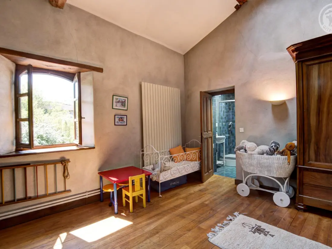 Maison de Vacances Essertines-en-Donzy