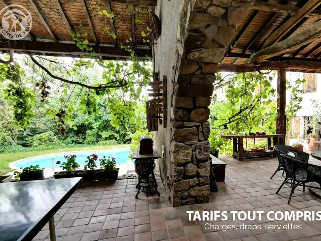 Maison de Vacances Essertines-en-Donzy