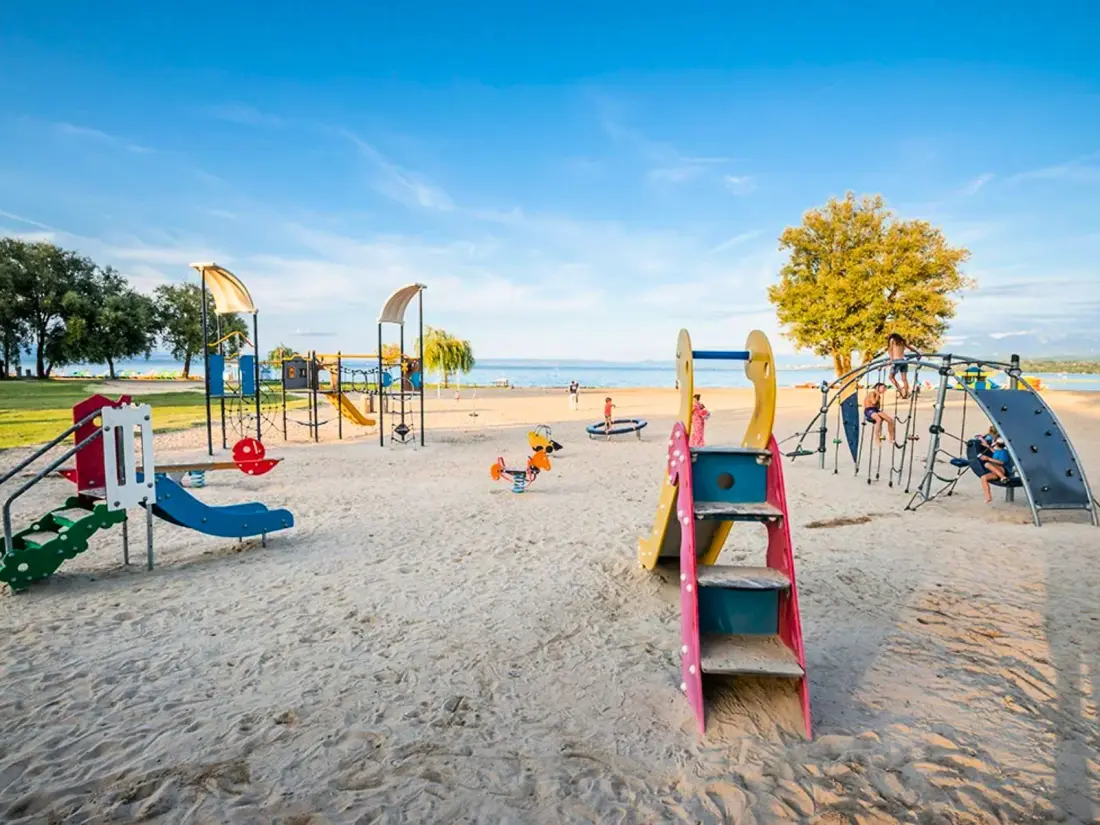 Camping Léman Plage2 étoiles★★