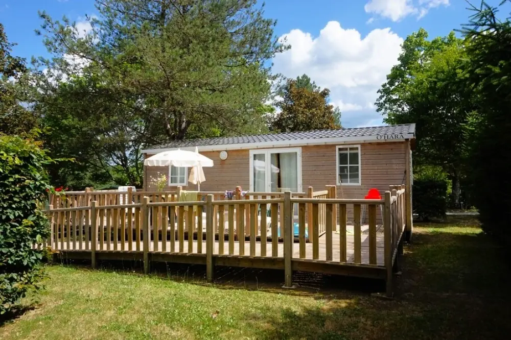 Camping Les Gorges du Chambon 4 étoiles★★★★