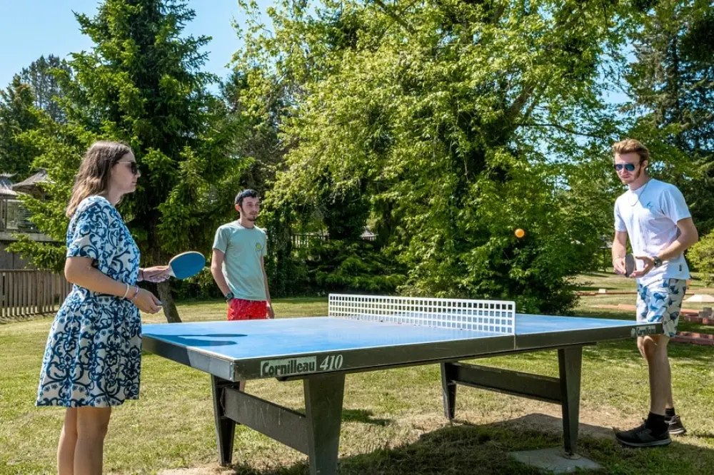 Camping Les Gorges du Chambon 4 étoiles★★★★