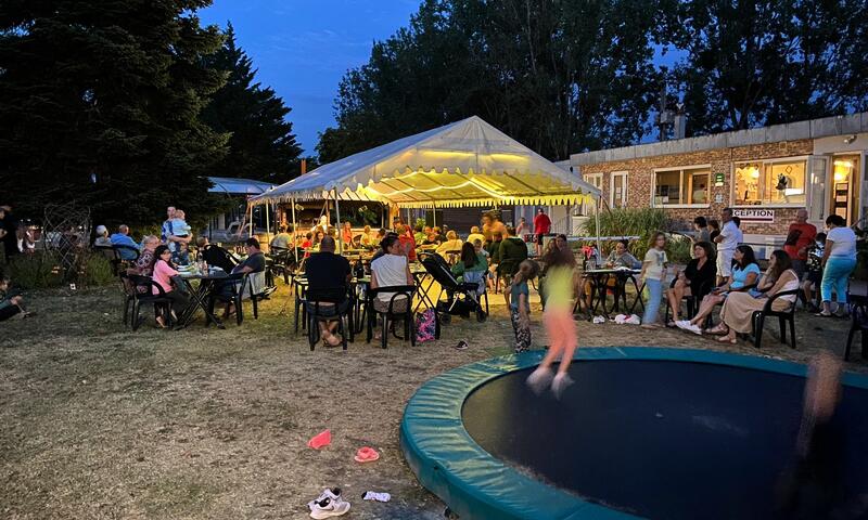 Camping Couleurs du Monde **** - Faverolles-sur-Cher - 25