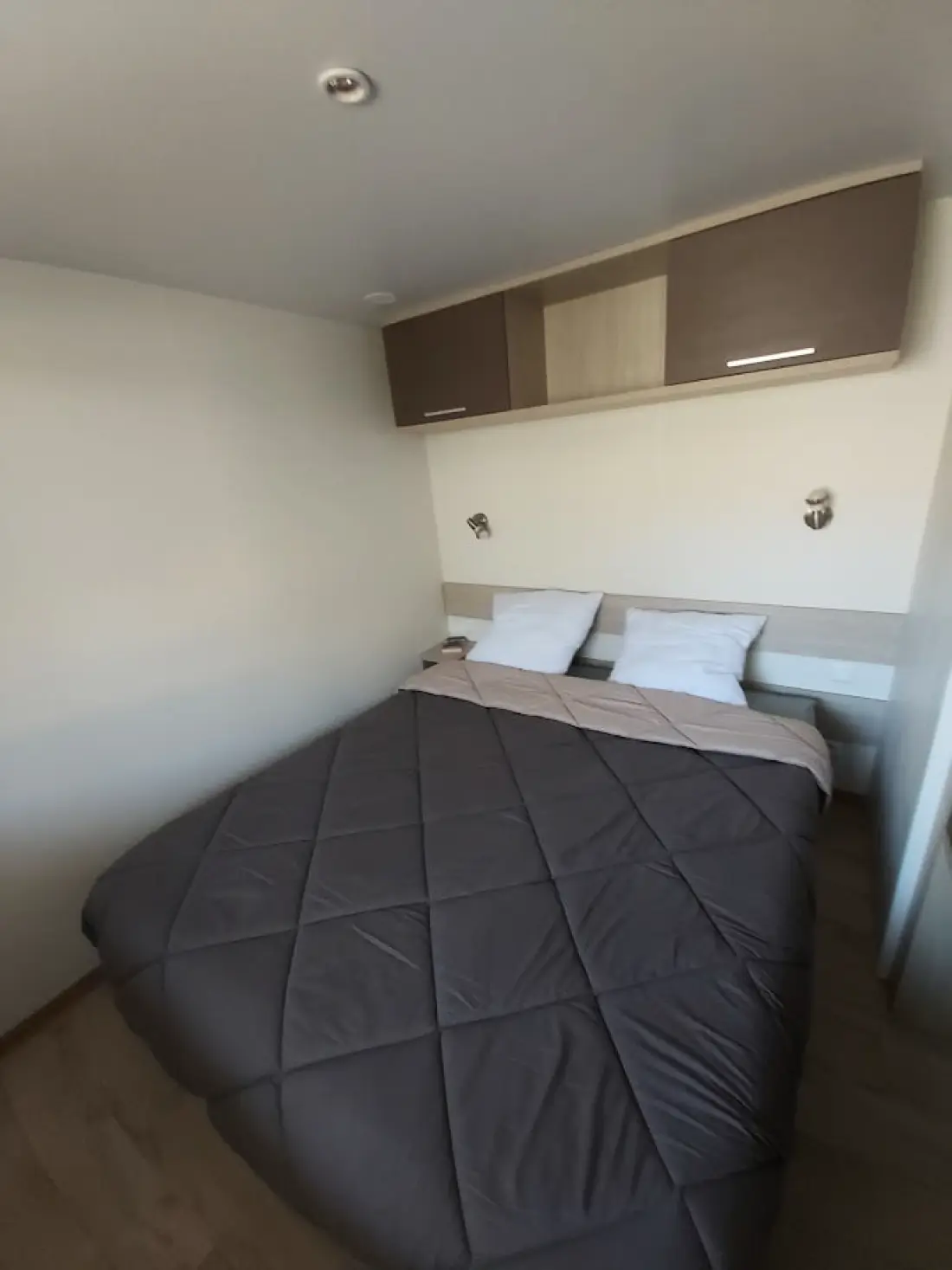 Ushuaïa Villages - Camping Le Port de Lacombe 3 étoiles★★★