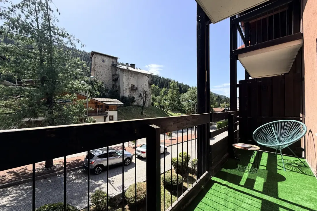 Appartement Rénové Avec Balcon à Flumet