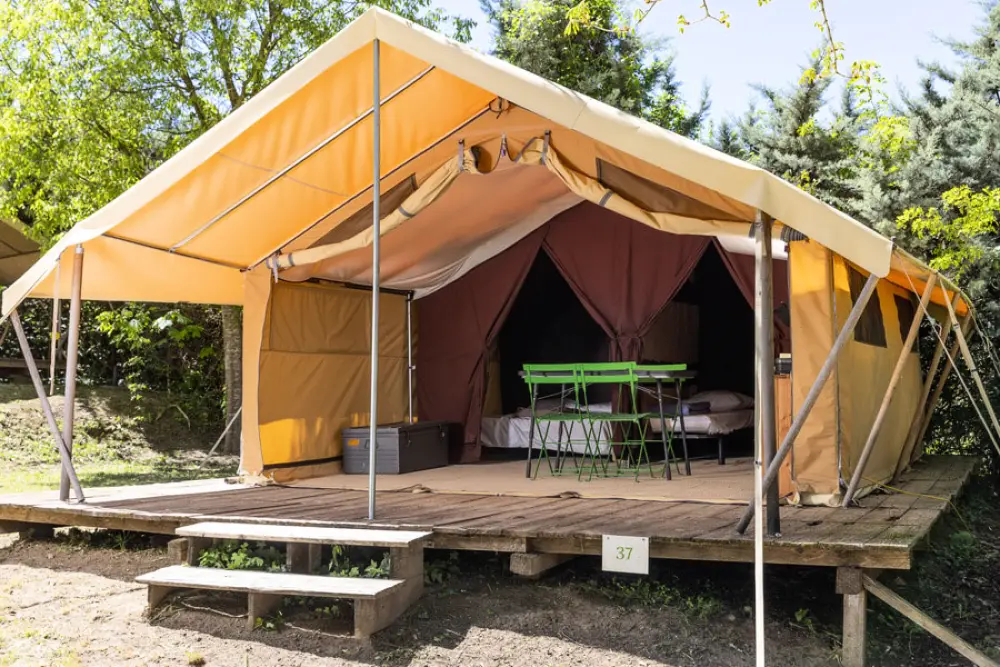 Camping Les Routes de Provence 3 étoiles★★★