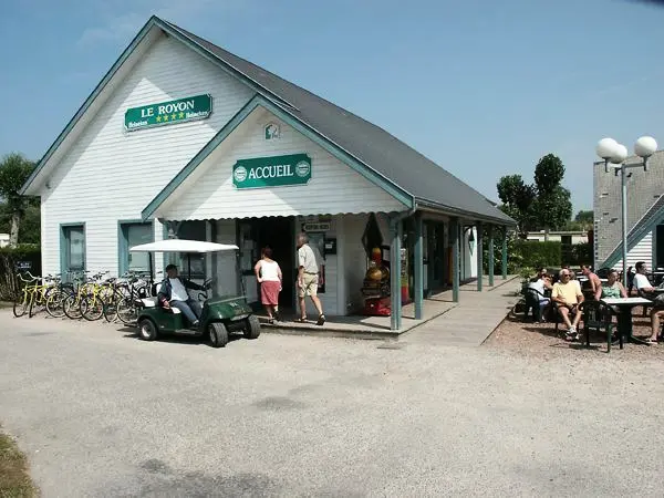 Camping Paradis Le Royon4 étoiles★★★★