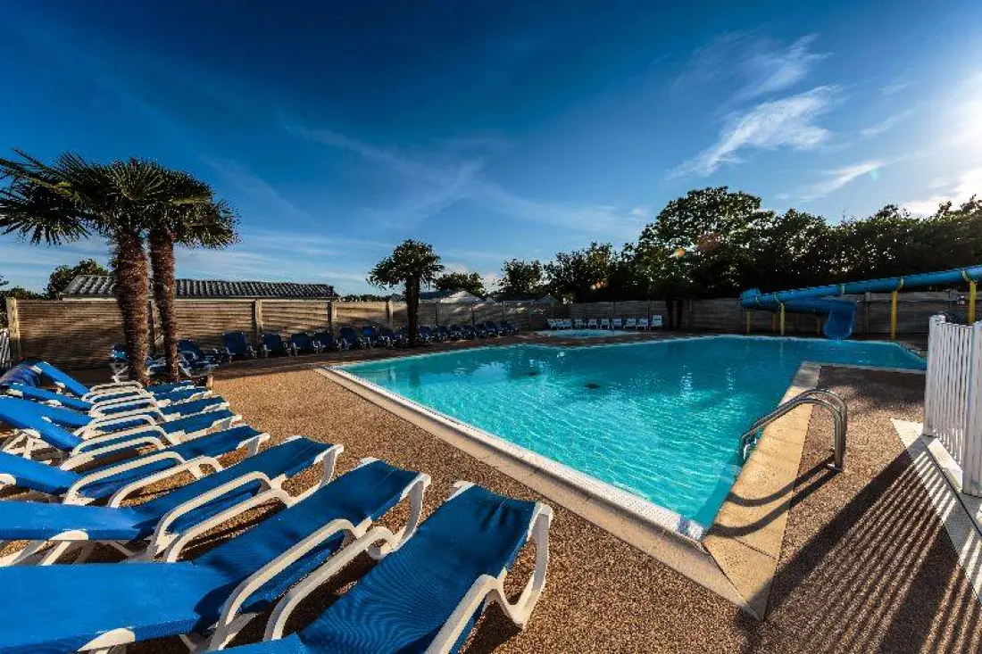 Camping La Roche Percée4 étoiles★★★★