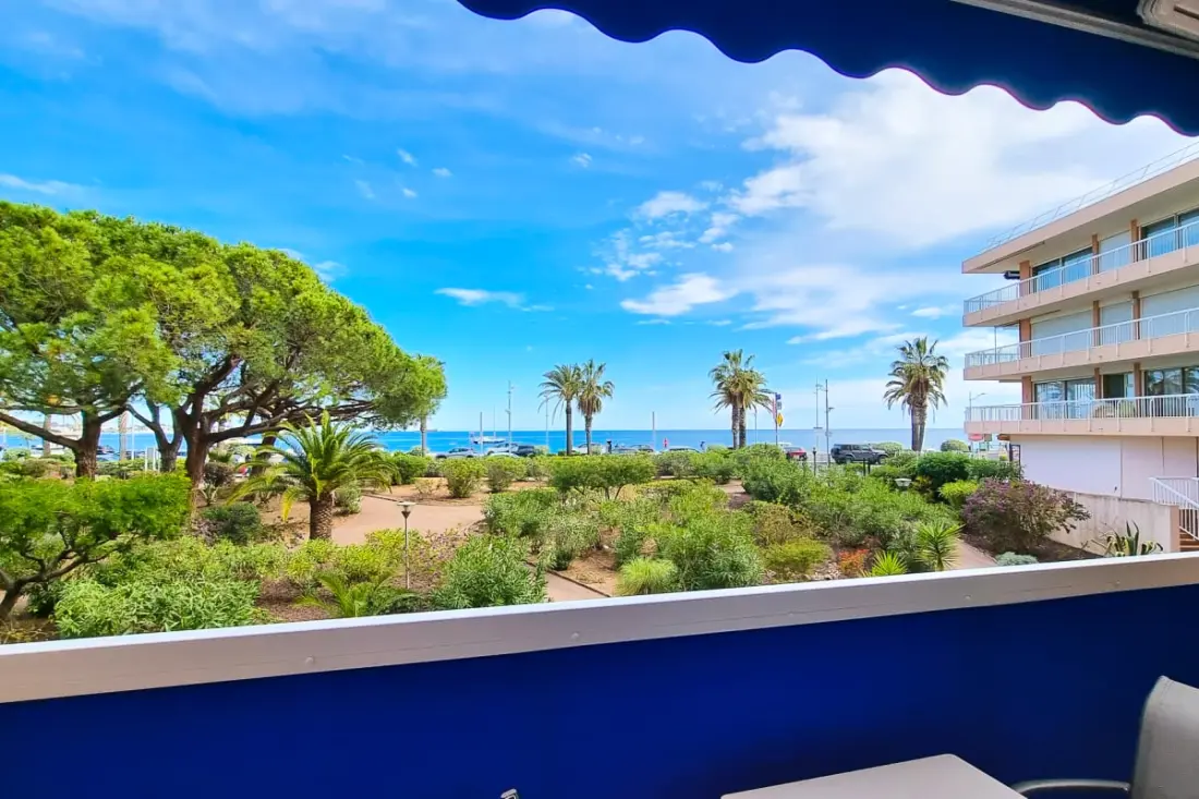 Appartement 4pers - Accès Direct à La Plage/ Fréjus