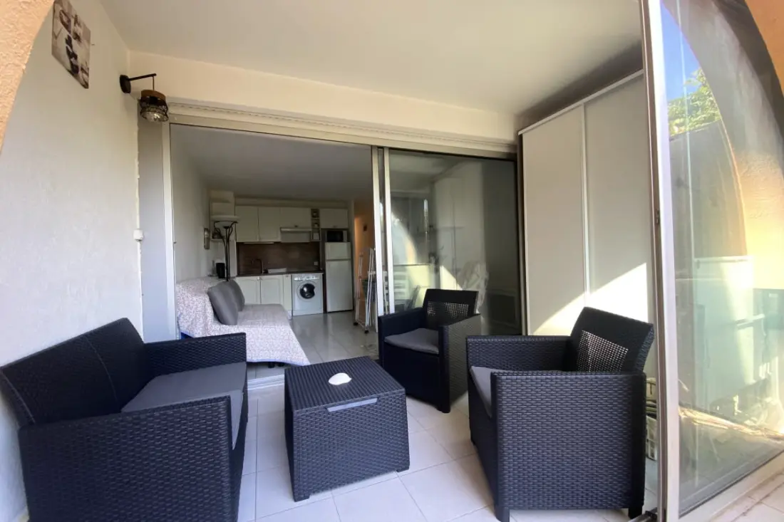 Petit Cocon En Rdc Pour Des Vacances Au Soleil