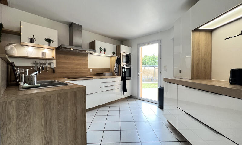 Maison à Frouzins - - Frouzins - 33