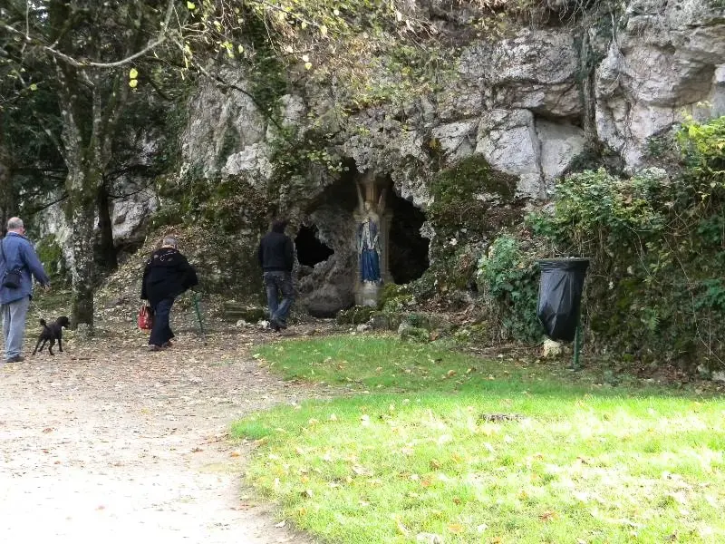 Camping Les Catalpas 3 étoiles★★★