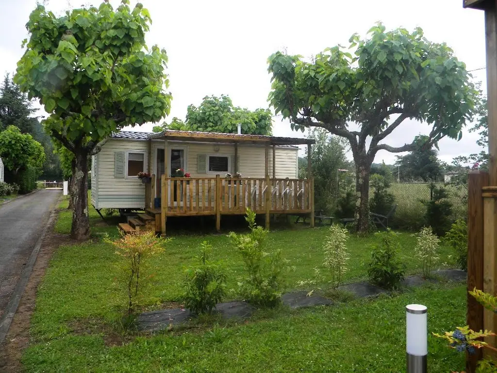 Camping Les Catalpas 3 étoiles★★★
