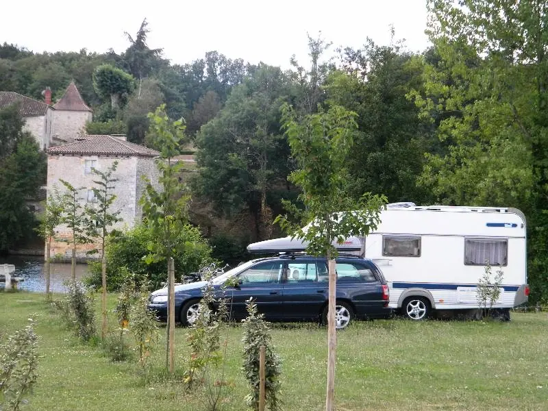 Camping Les Catalpas 3 étoiles★★★