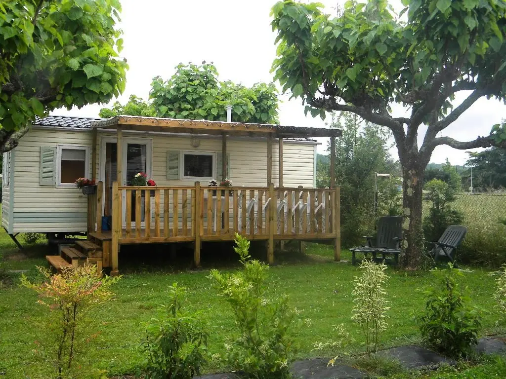 Camping Les Catalpas 3 étoiles★★★