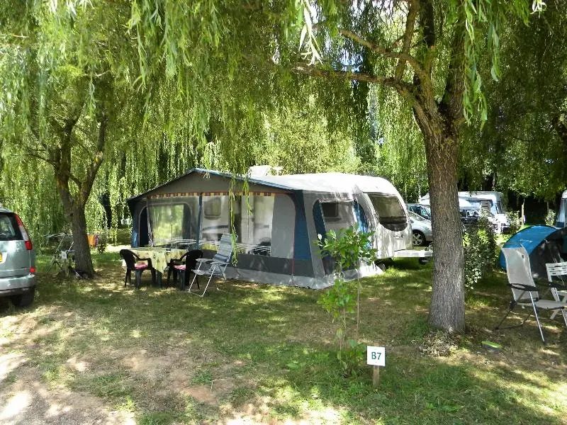Camping Les Catalpas 3 étoiles★★★