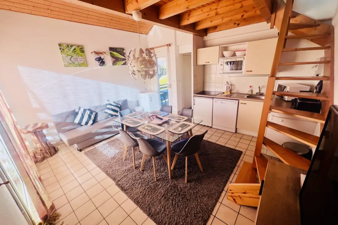 Appartement Douillet Avec Vue Sur Le Lac