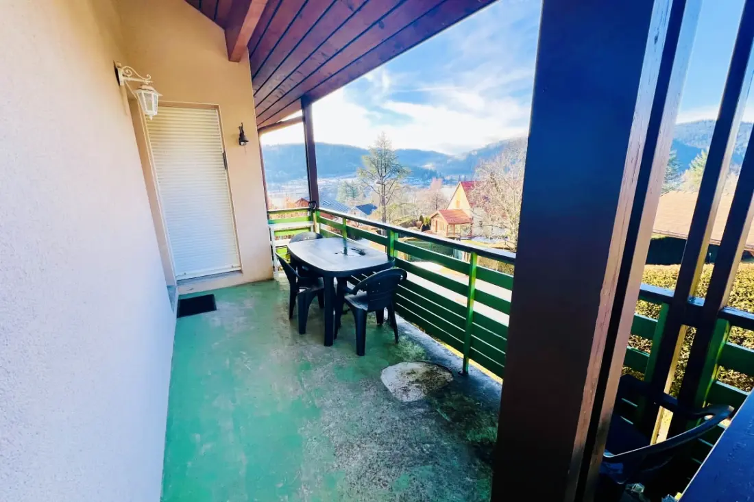 Appartement Douillet Avec Vue Sur Le Lac