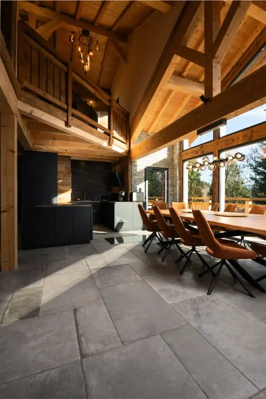 ✨ Chalet Les Écureuils – Piscine Intérieure, Spa, Sauna &amp; Hammam – 12 Pers.