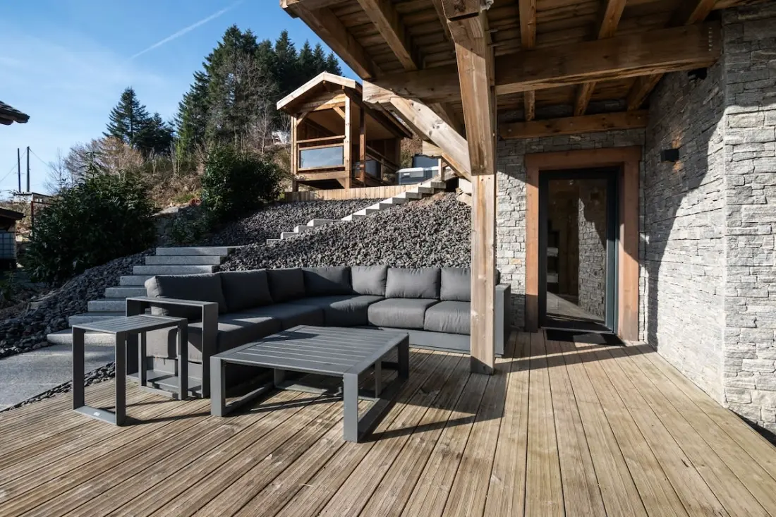✨ Chalet Les Écureuils – Piscine Intérieure, Spa, Sauna &amp; Hammam – 12 Pers.