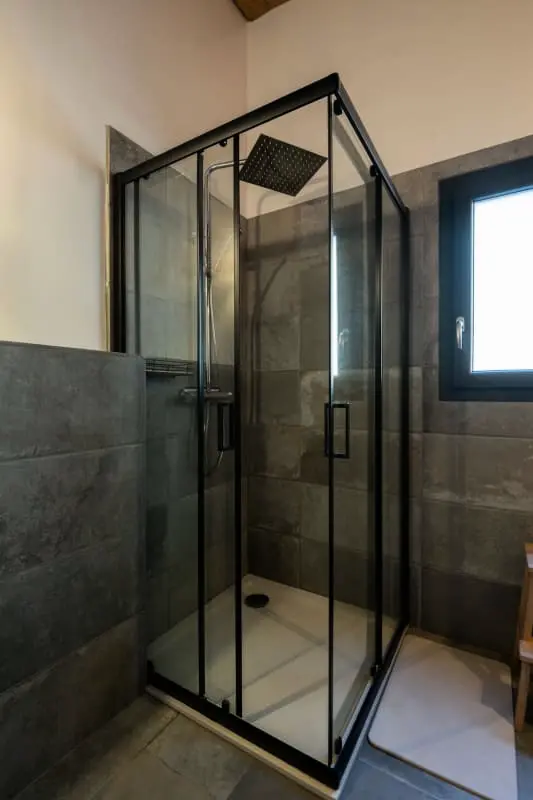 ✨ Chalet Les Écureuils – Piscine Intérieure, Spa, Sauna &amp; Hammam – 12 Pers.