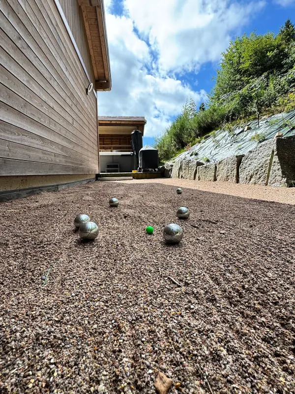 ✨ Chalet Les Écureuils – Piscine Intérieure, Spa, Sauna &amp; Hammam – 12 Pers.
