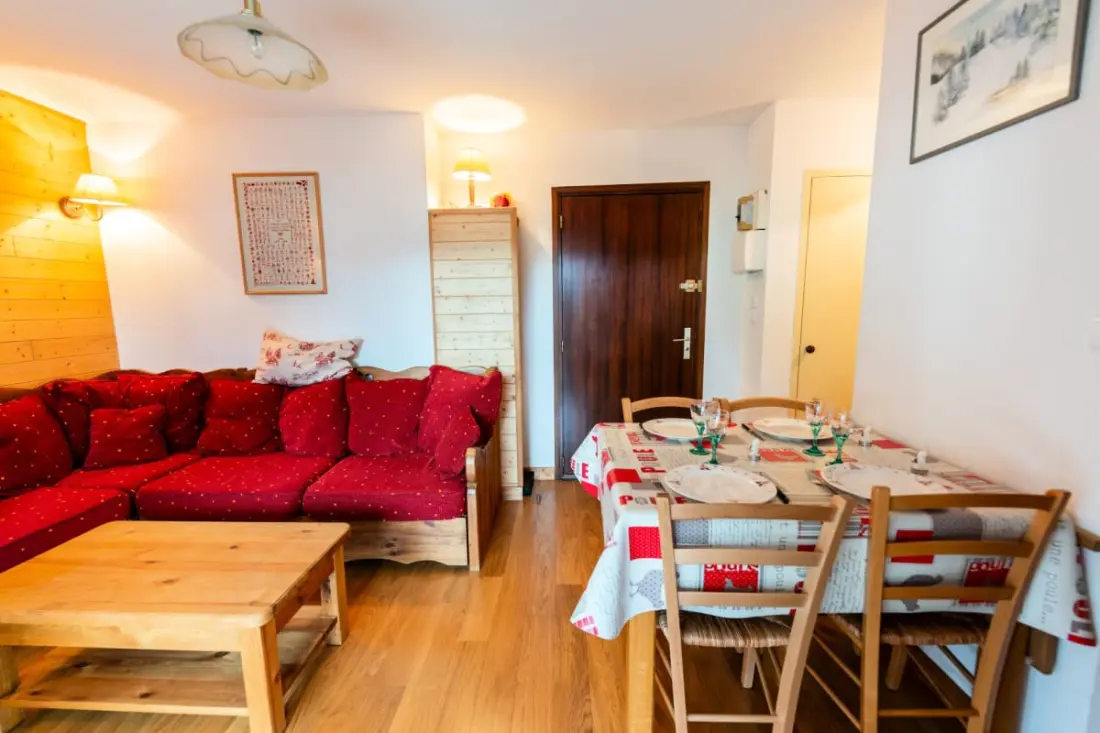 Chaleureux 29m² Avec Balcon Et Vue Sur Le Lac