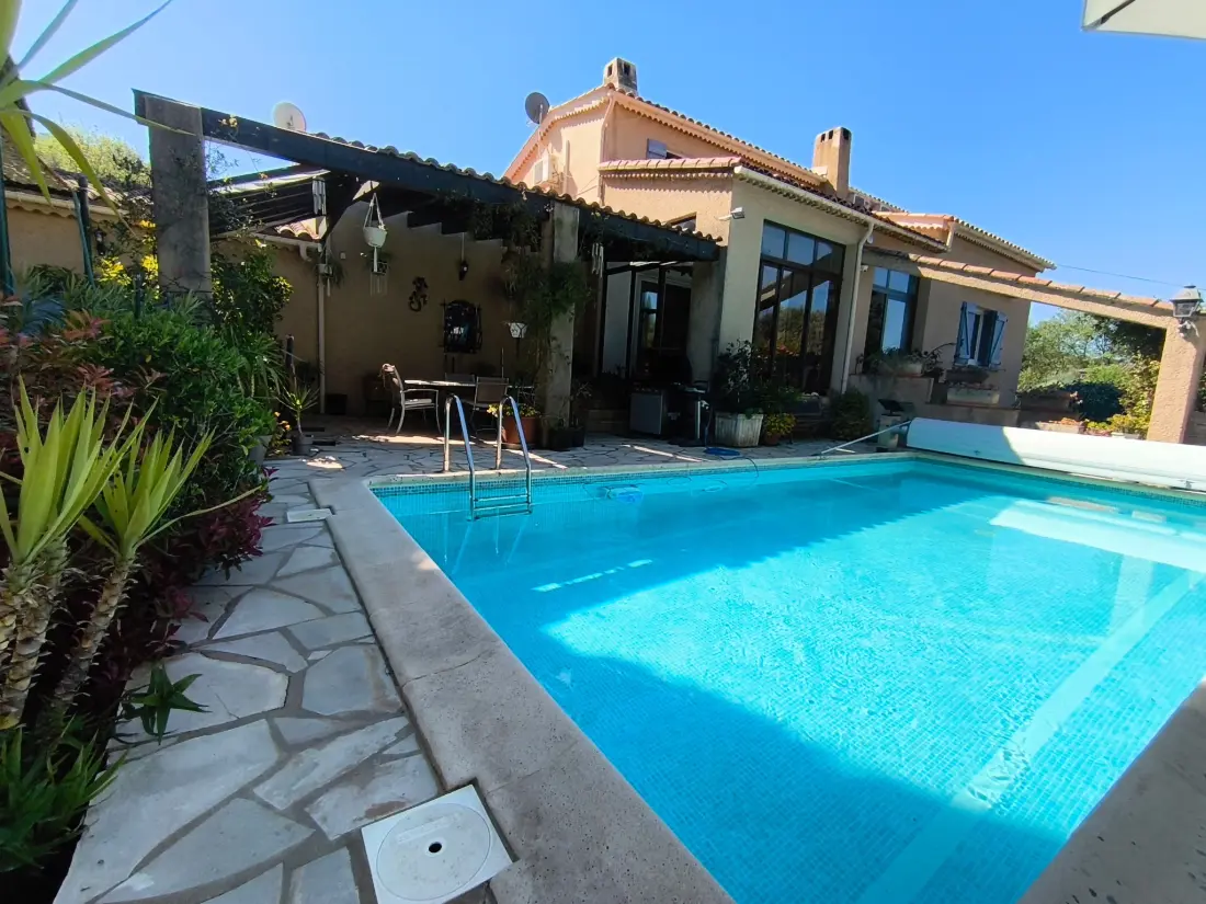 Maison de Vacances Gonfaron