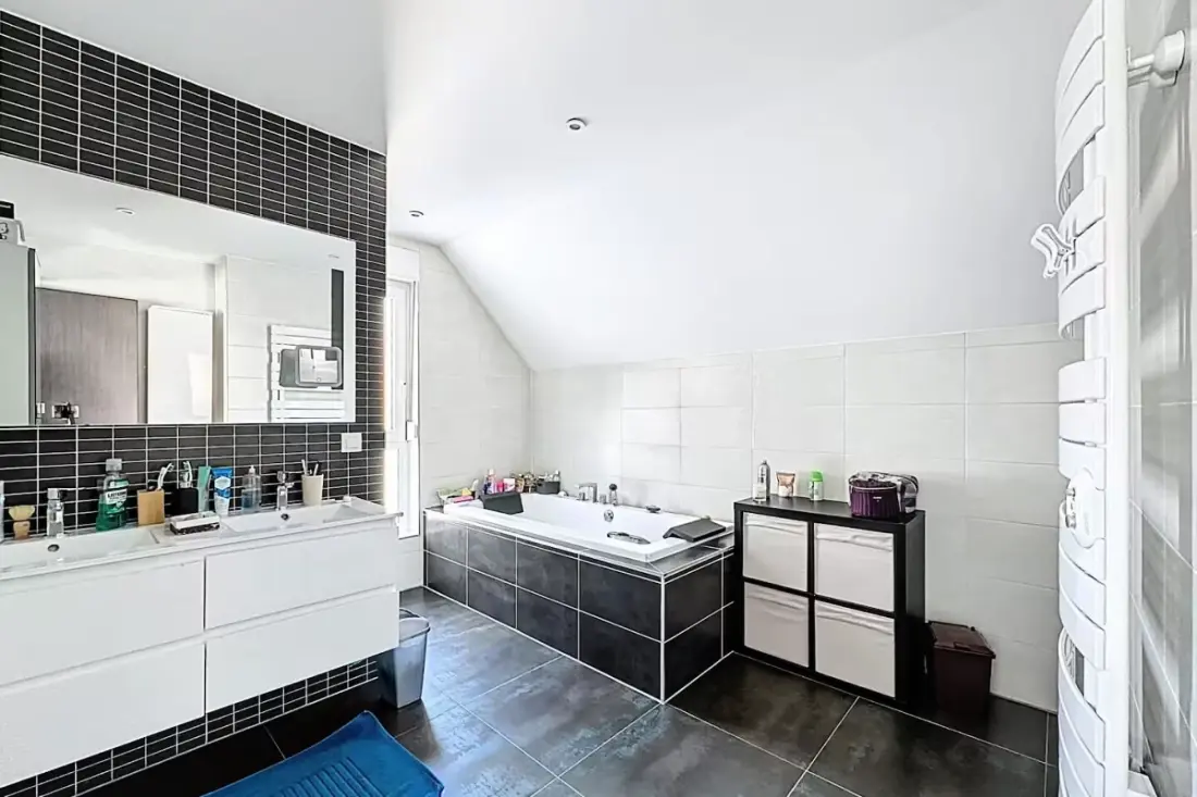 Maison Avec Piscine Privée à Gougenheim Vignoble