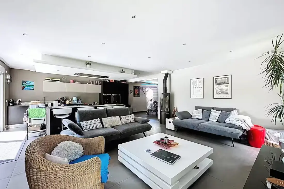 Maison Avec Piscine Privée à Gougenheim Vignoble