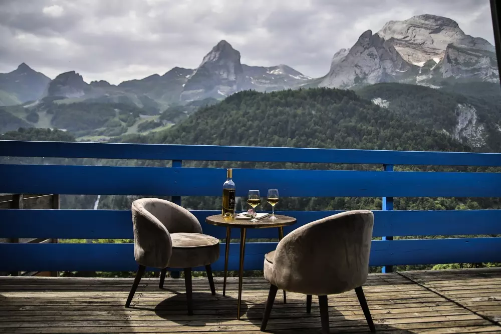 ISKÖ BaseCamp & Hôtel