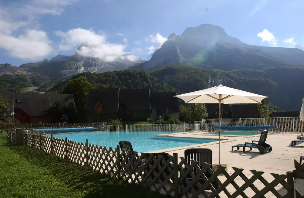 ISKÖ BaseCamp & Hôtel