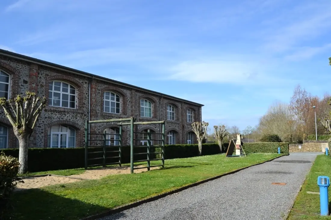 Gîte à Gouville Sur Mer  9