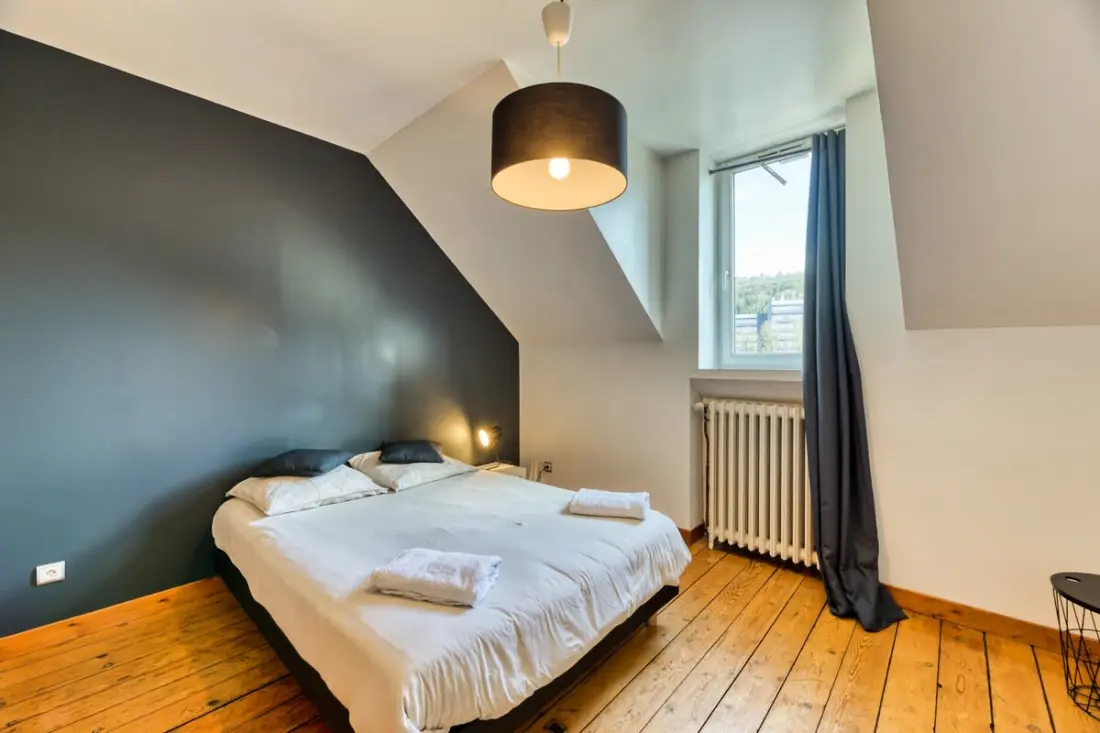 Julie : Beau F6 4 étoiles★★★★rénové 4 étoiles★★★★terrasse 4 étoiles★★★★parking 4 étoiles★★★★rouen