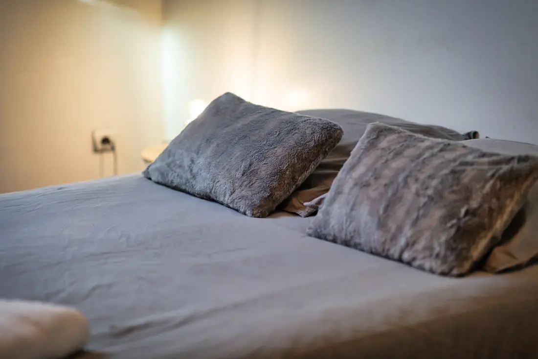 Julie : Beau F6 4 étoiles★★★★rénové 4 étoiles★★★★terrasse 4 étoiles★★★★parking 4 étoiles★★★★rouen