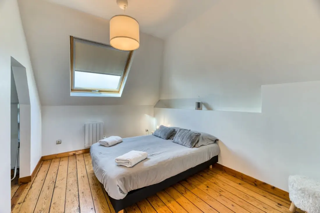 Julie : Beau F6 4 étoiles★★★★rénové 4 étoiles★★★★terrasse 4 étoiles★★★★parking 4 étoiles★★★★rouen