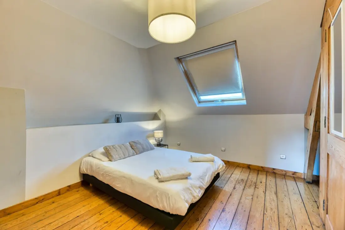 Julie : Beau F6 4 étoiles★★★★rénové 4 étoiles★★★★terrasse 4 étoiles★★★★parking 4 étoiles★★★★rouen