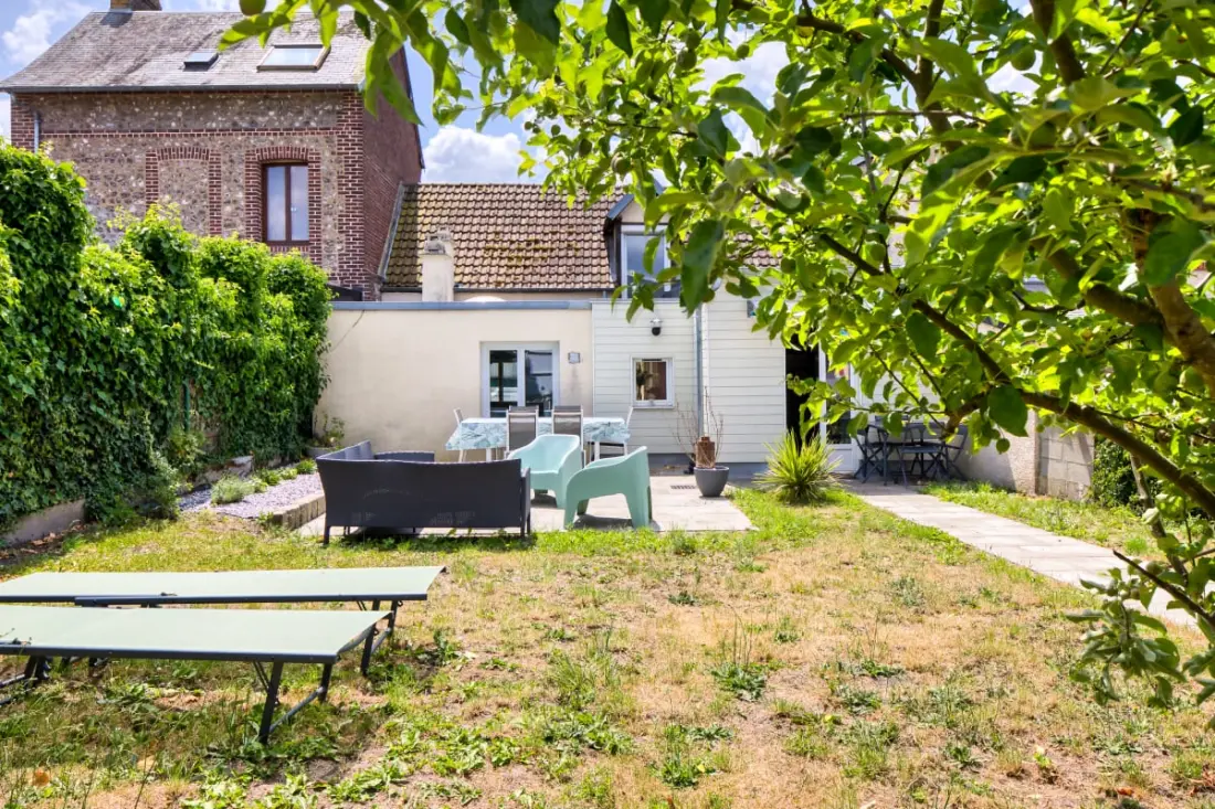 La Kaz Bali, Jolie Maison De Ville Avec Jardin