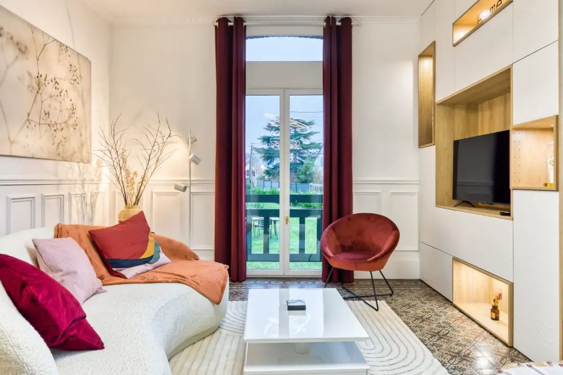Rose écrin De Charme Avec Parking Terrasse Privée Et Jardin Partagé