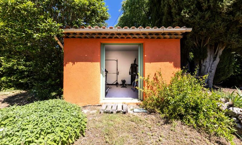 06bv : Cottage Au Calme Avec Piscine - - Grasse - 27