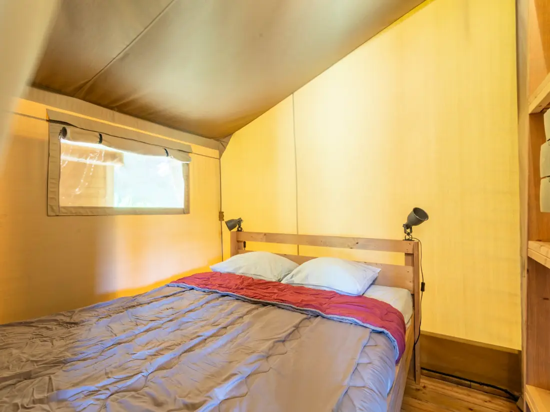 Flower Camping Les Micocouliers 3 étoiles★★★