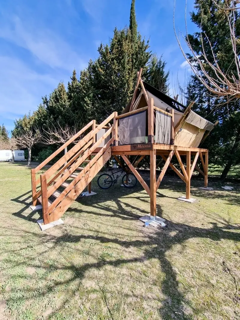 Flower Camping Les Micocouliers 3 étoiles★★★