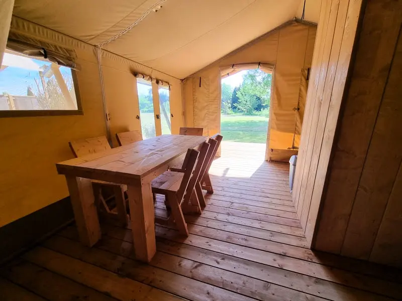 Flower Camping Les Micocouliers 3 étoiles★★★