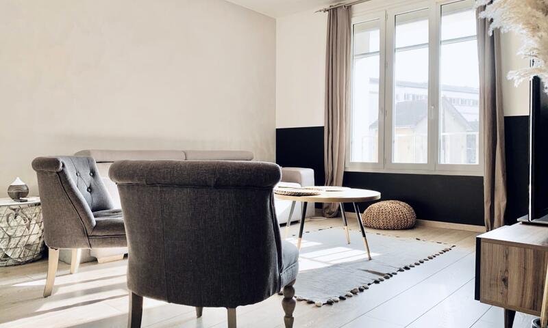 Doux Voyage | Grands Boulevards 🪶 - - Grenoble - 1