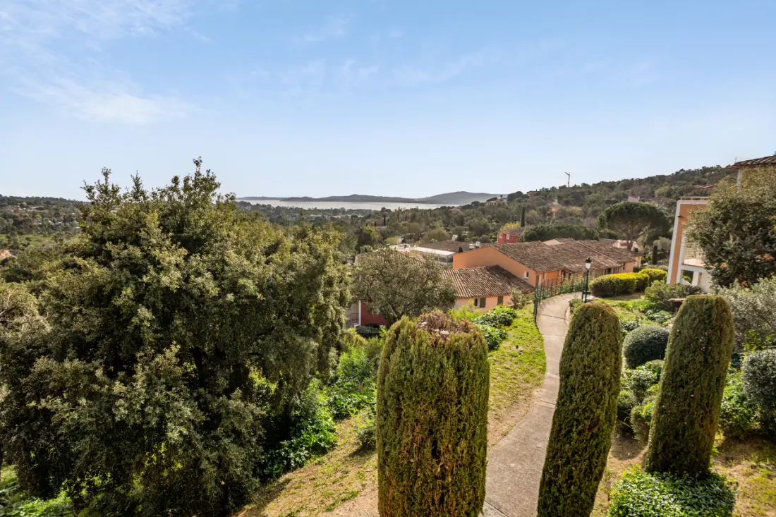 Les Appartements aux Restanques du Golfe de St Tropez - maeva Home