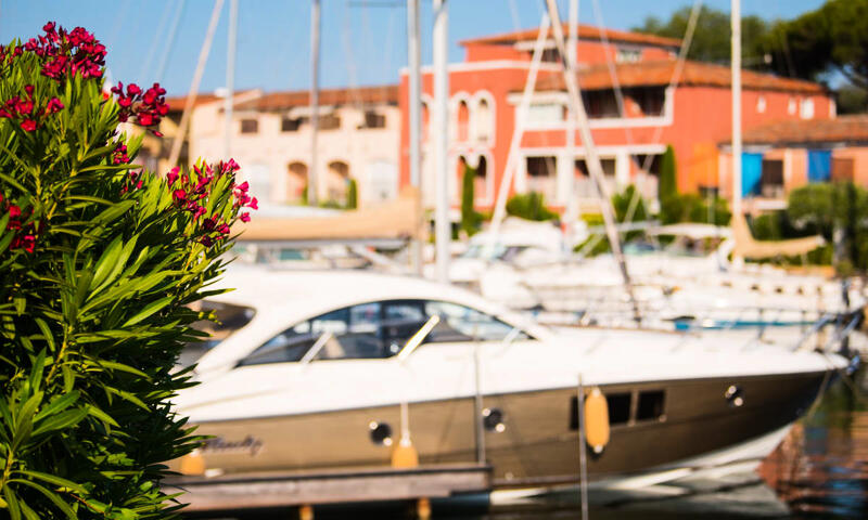 Résidence Appartement Rénové Avec Amarrage -climatisé-wifi - - Grimaud - Port Grimaud - 13